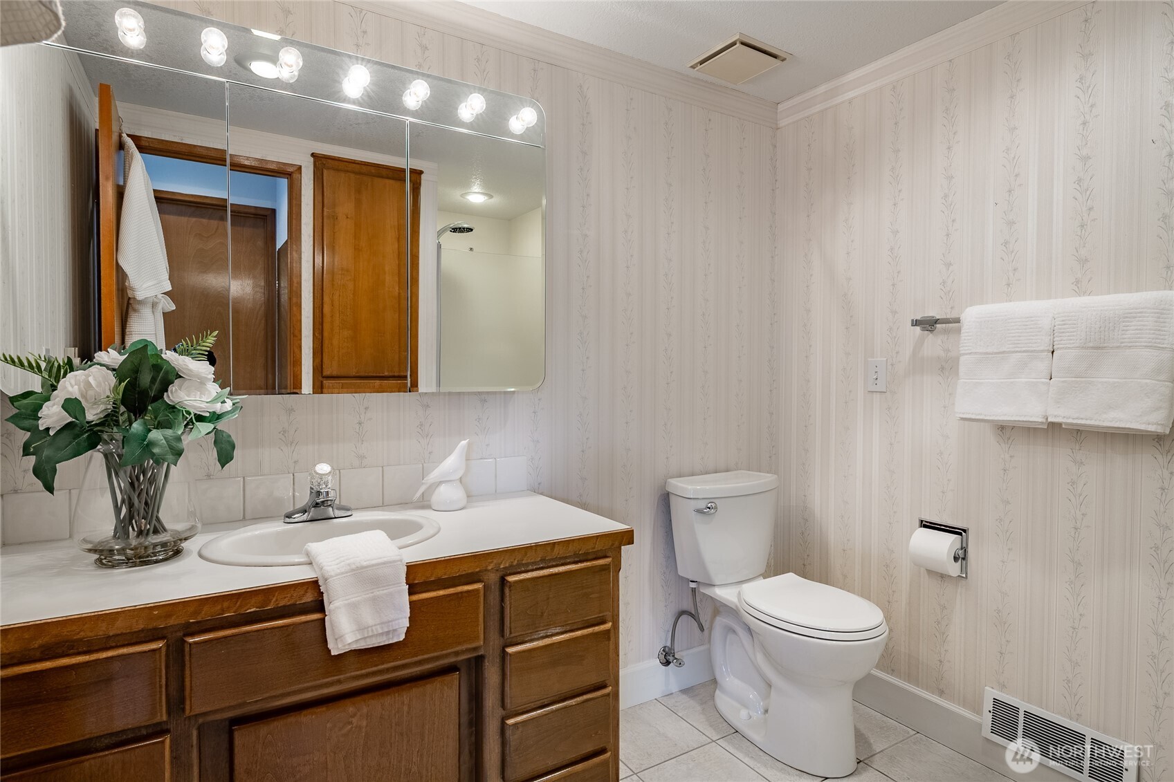 5409 Salish Road