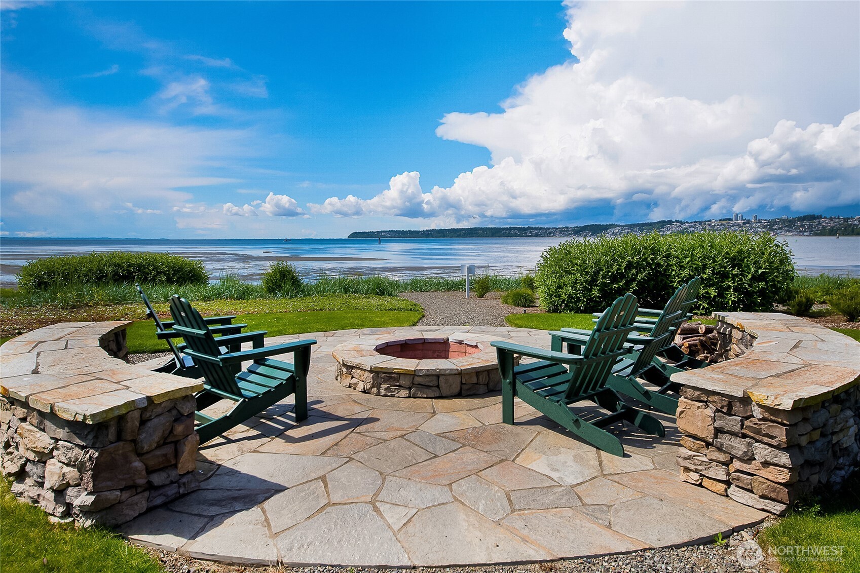 9525 Semiahmoo Parkway Unit: A204