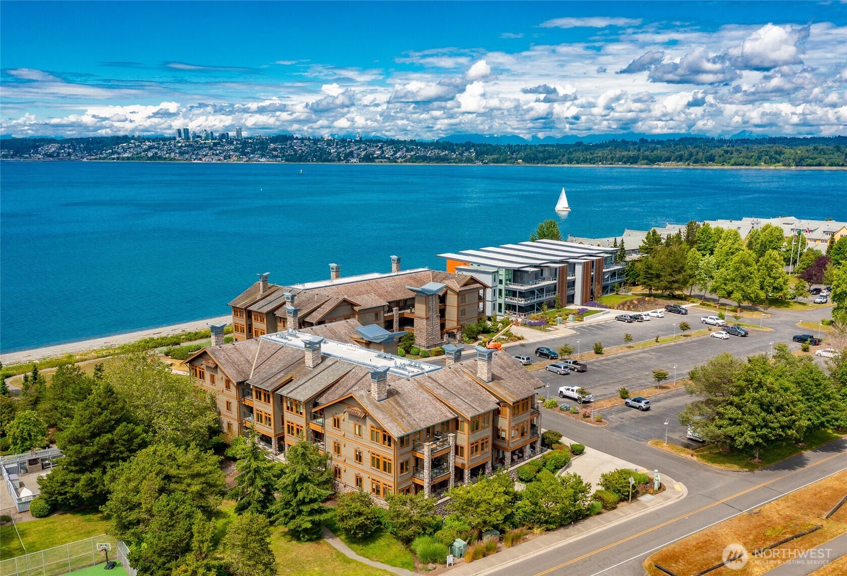 9525 Semiahmoo Parkway Unit: A204