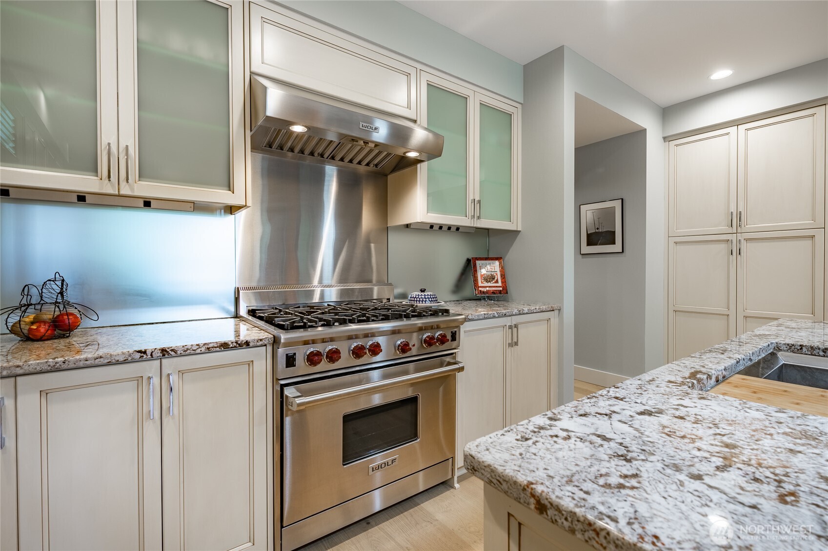 9525 Semiahmoo Parkway Unit: A204