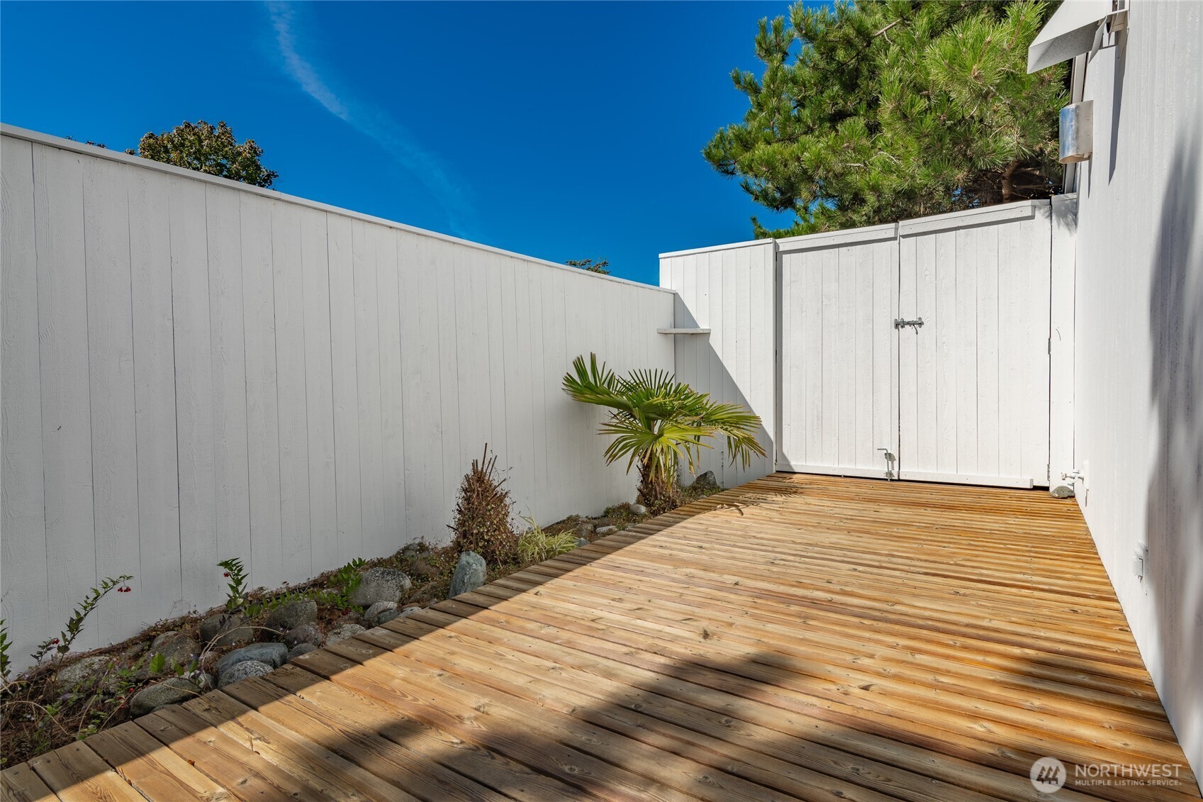 1613 Edwards Drive