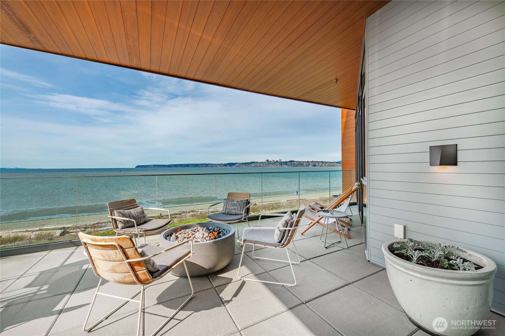 9545 Semiahmoo Parkway Unit: 201