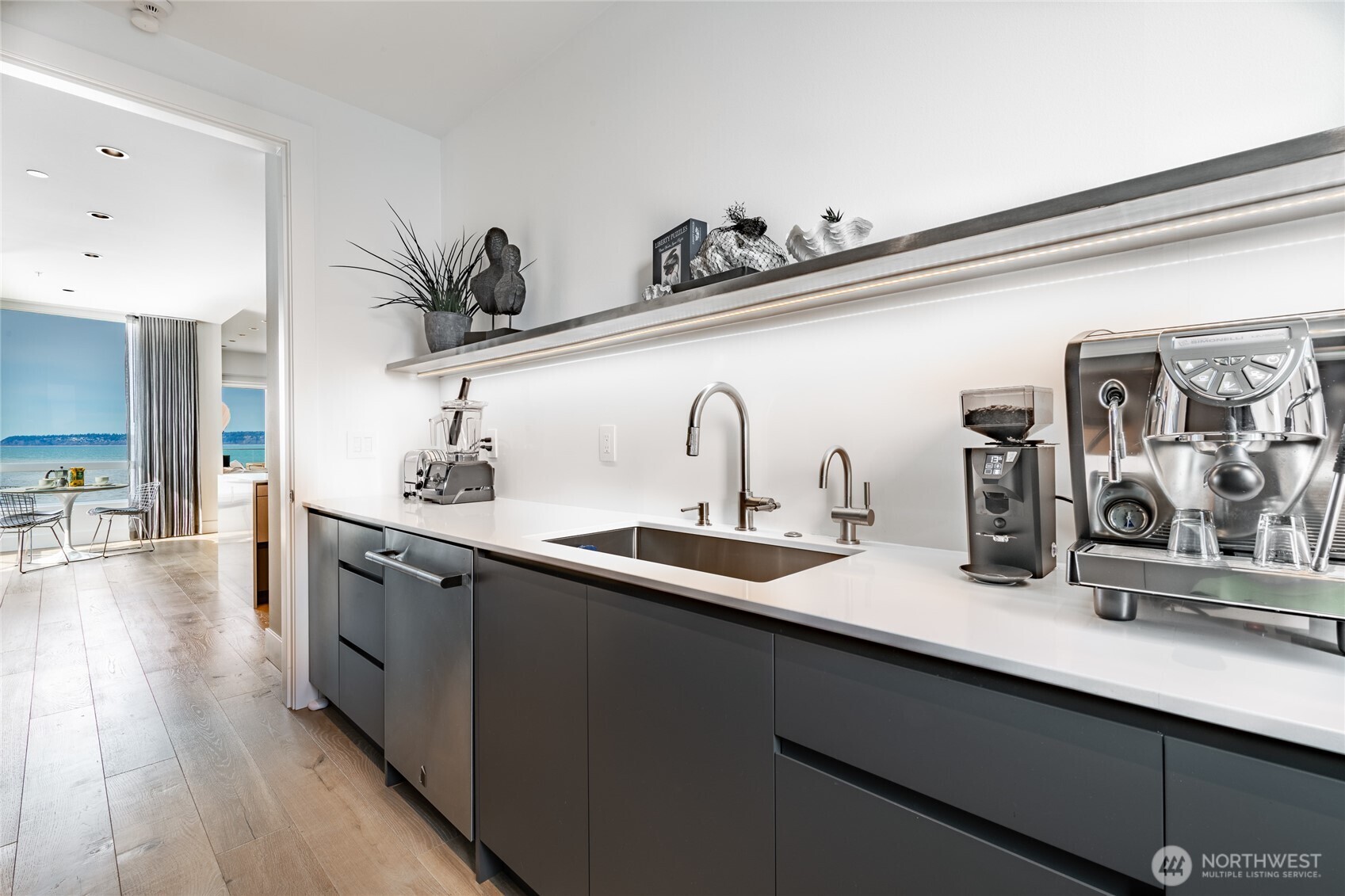 9545 Semiahmoo Parkway Unit: 201