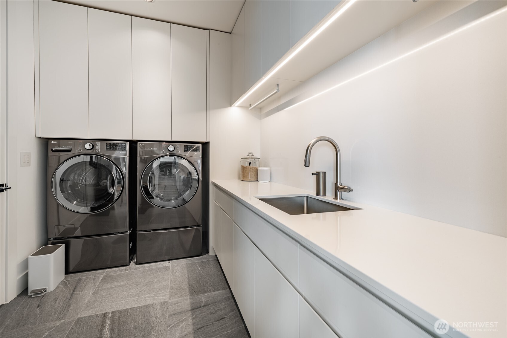 9545 Semiahmoo Parkway Unit: 201