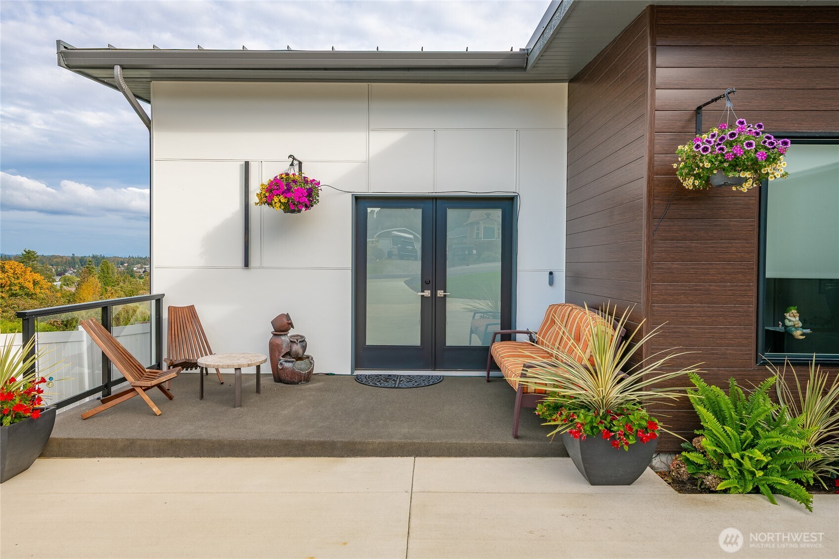 8068 Niska Road