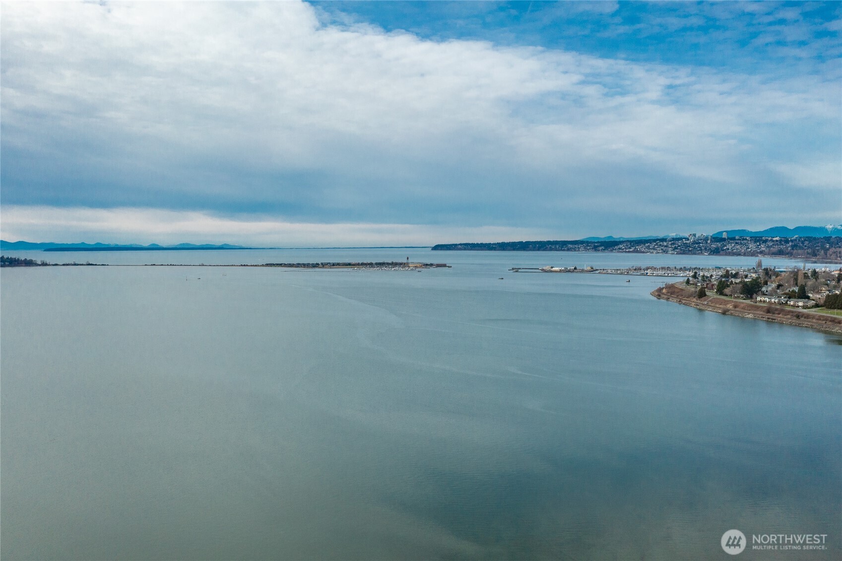 2176 Montfort Avenue