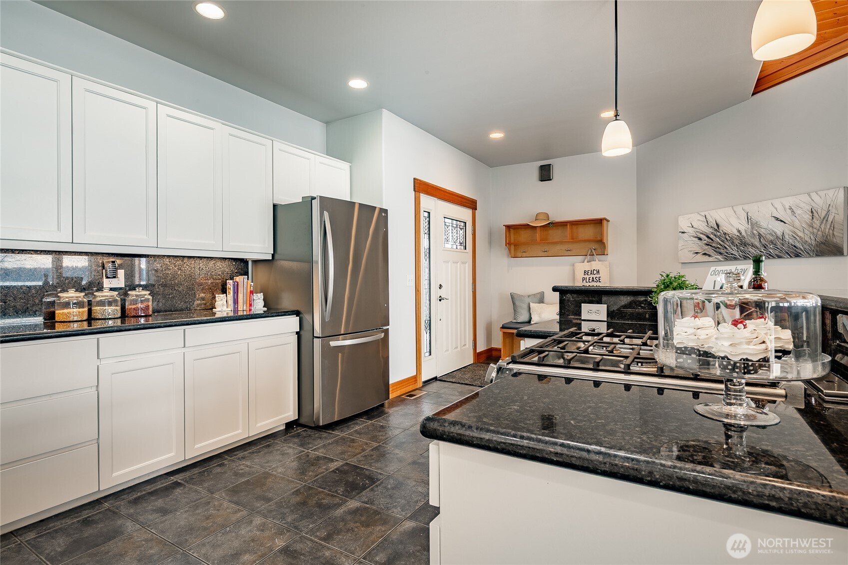 2176 Montfort Avenue