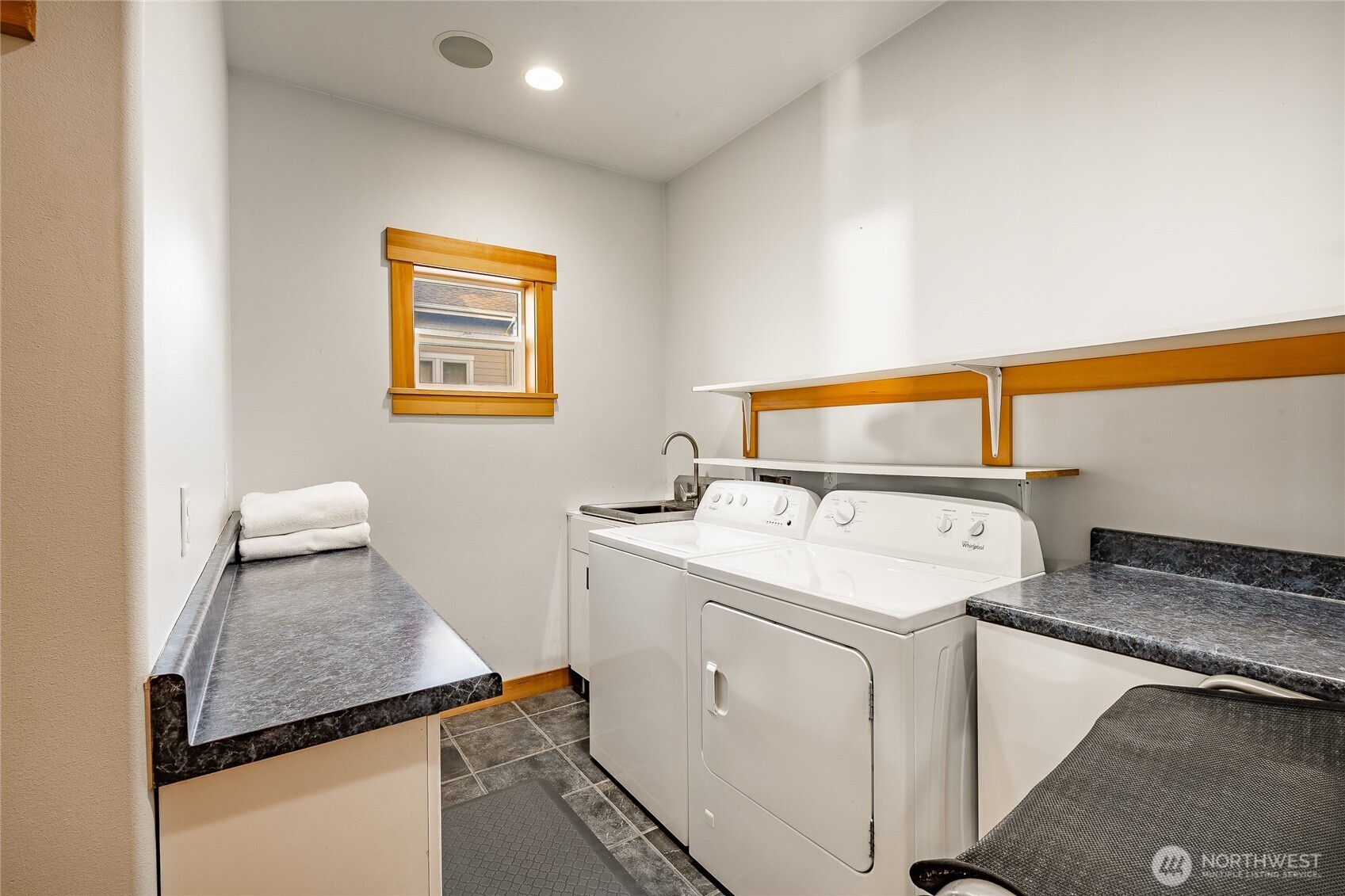 2176 Montfort Avenue