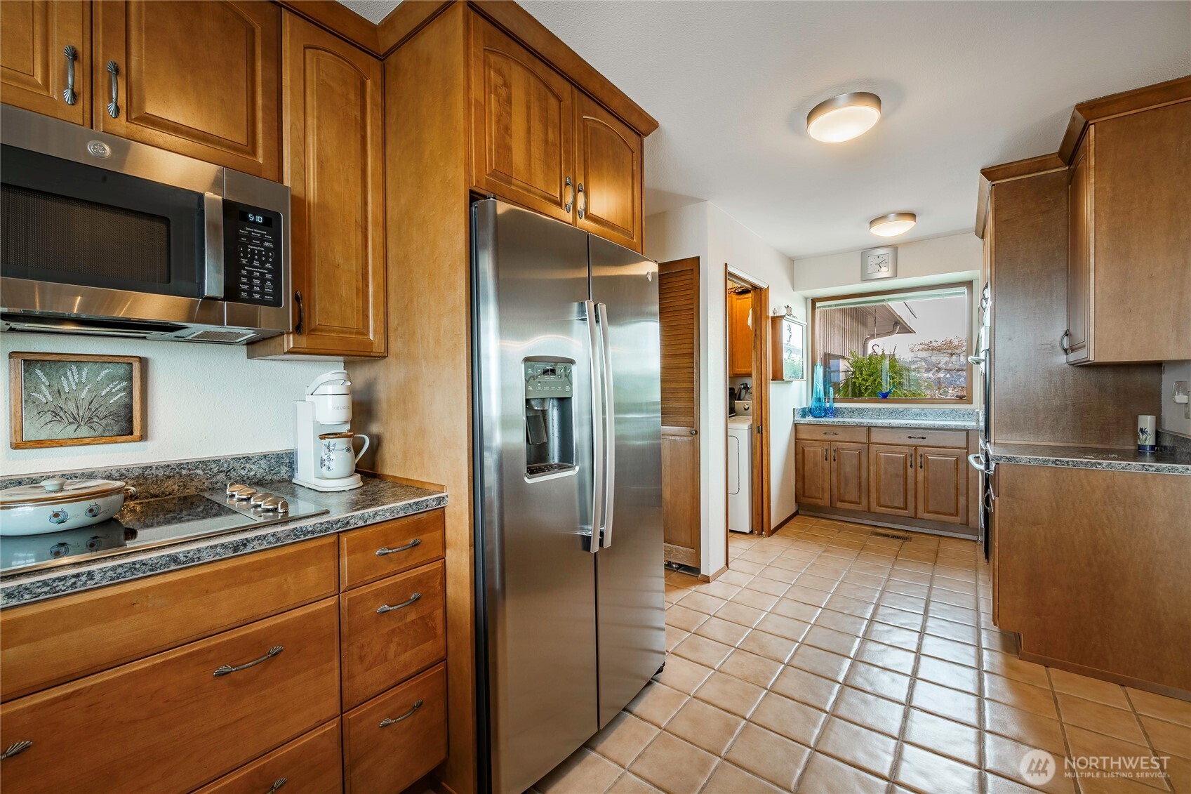 5411 Nootka Loop