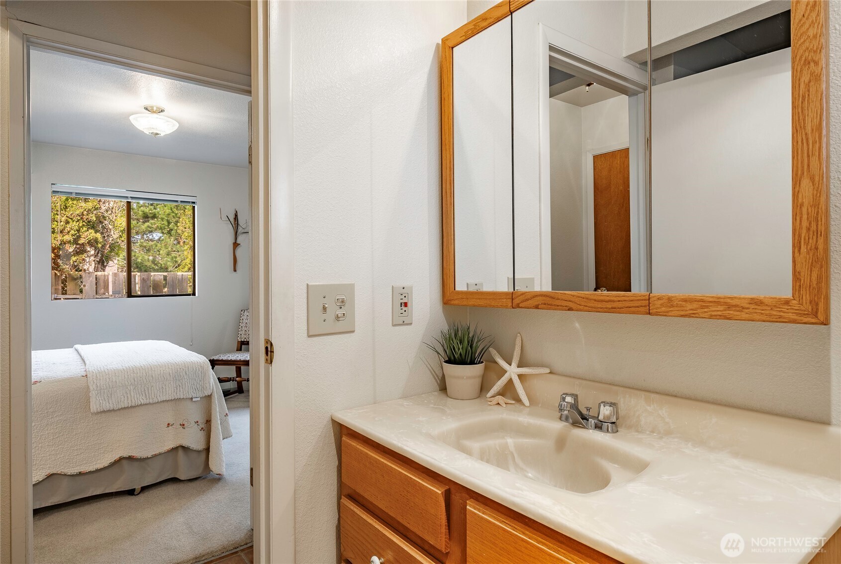 5411 Nootka Loop