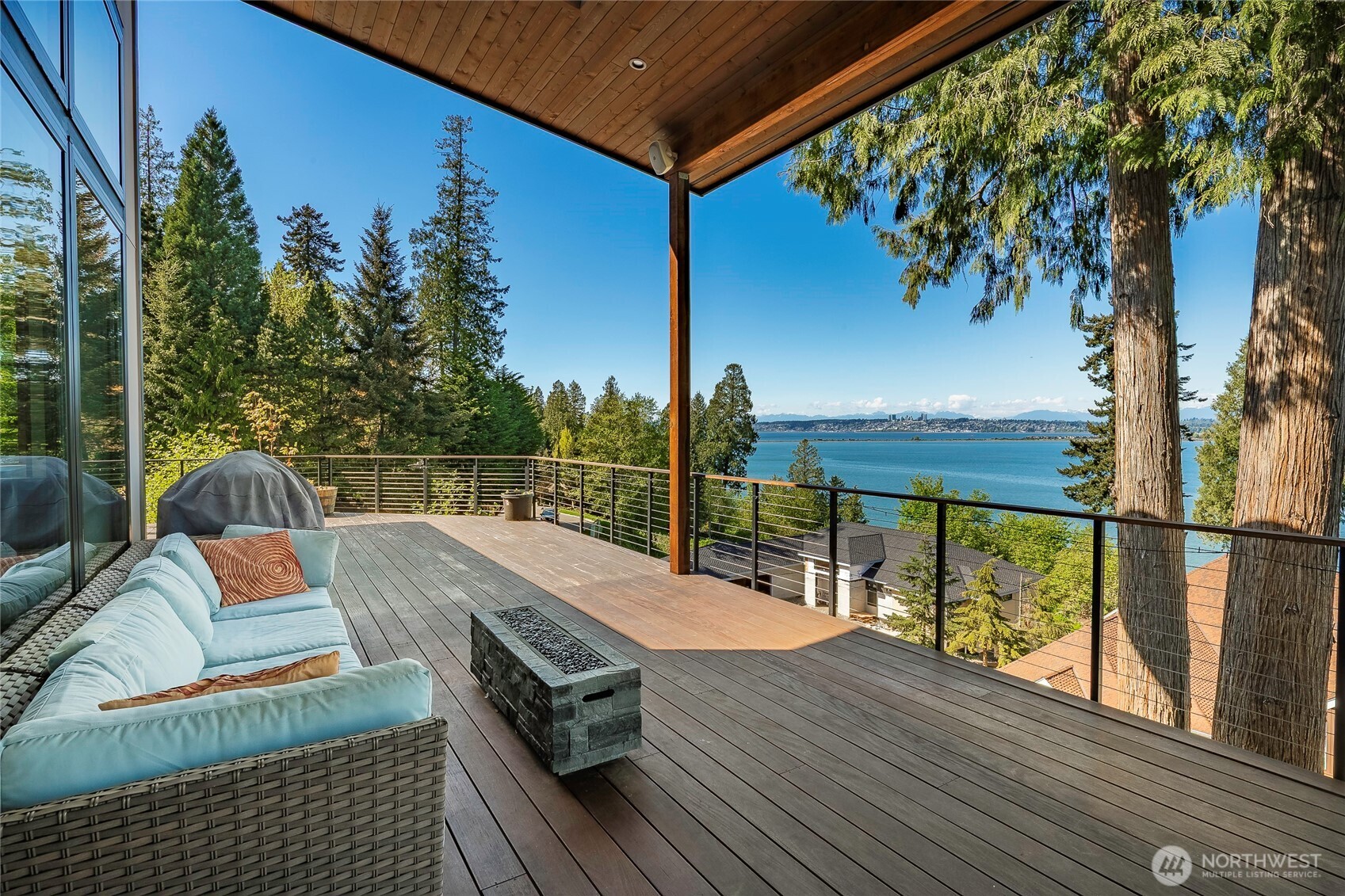 5442 Goldfinch Way