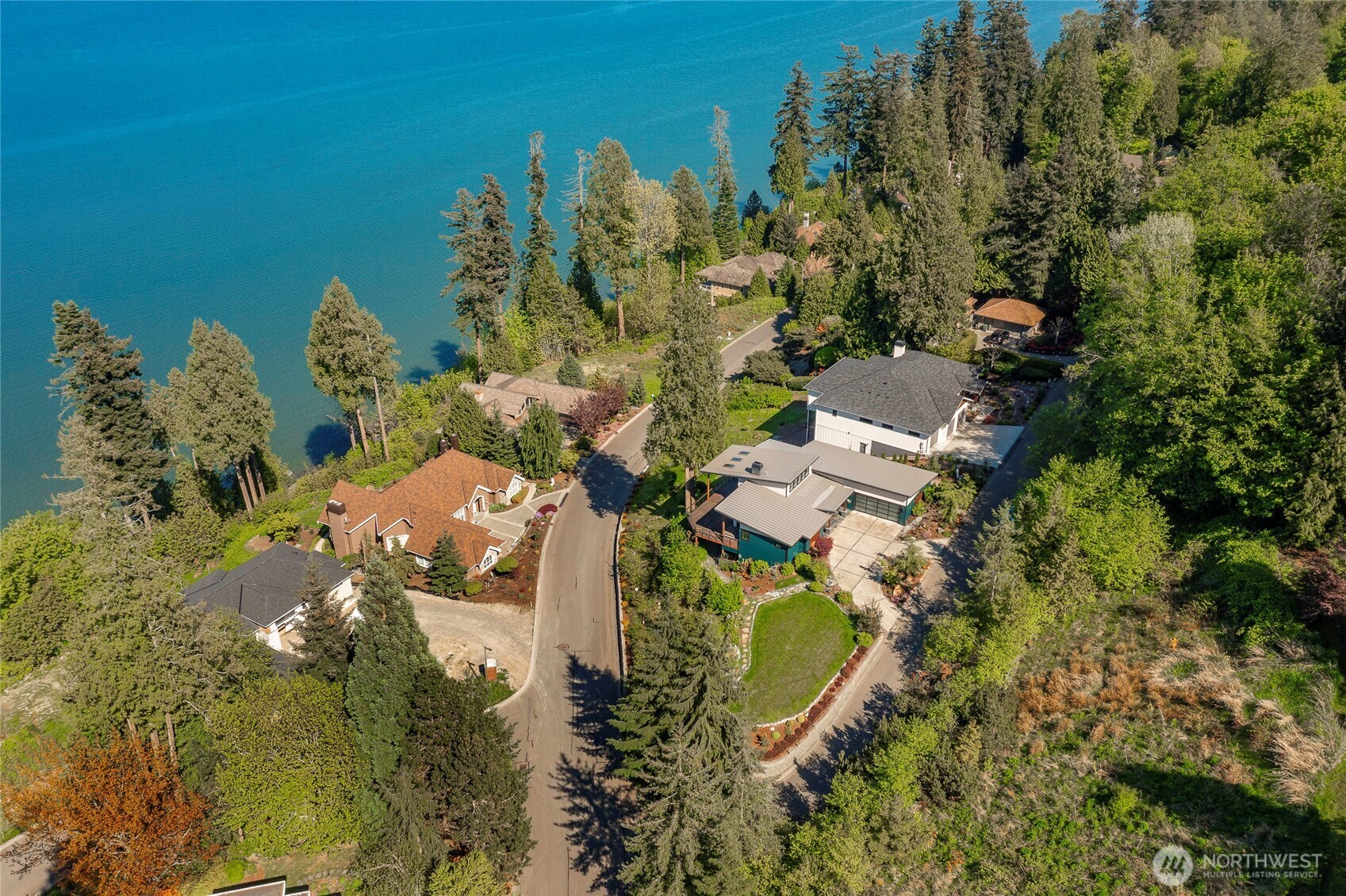 5442 Goldfinch Way