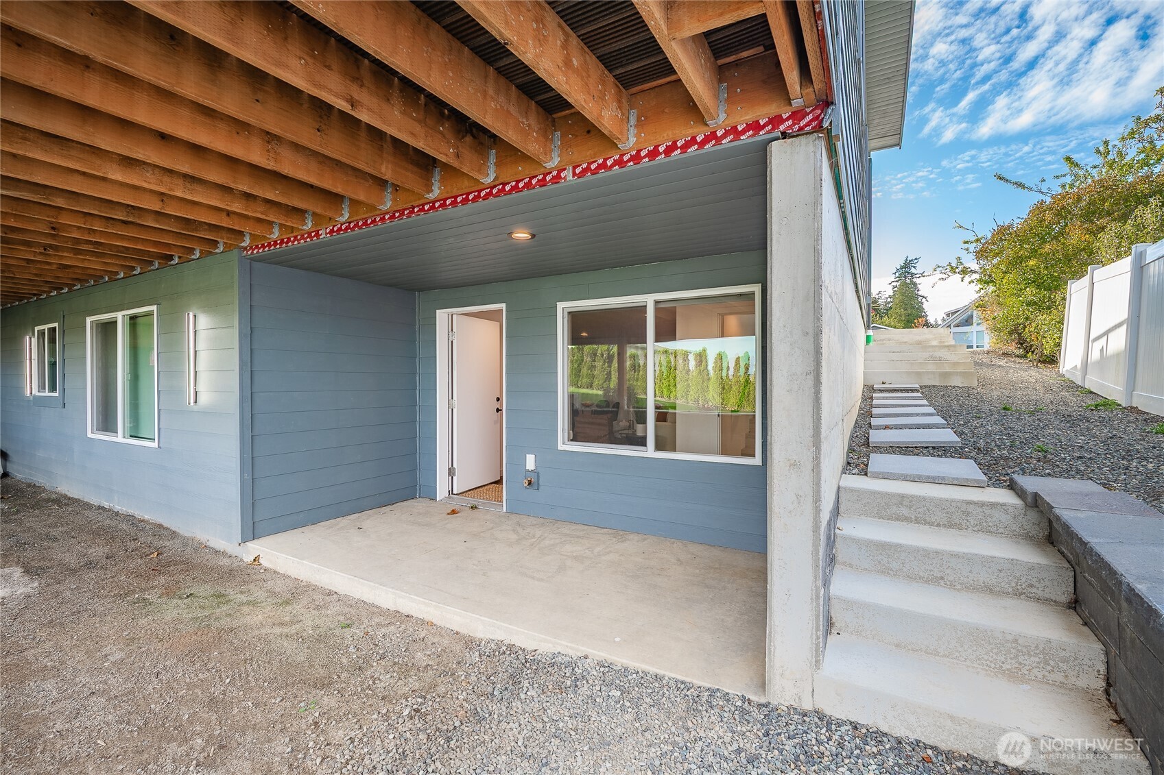 8068 Niska Road
