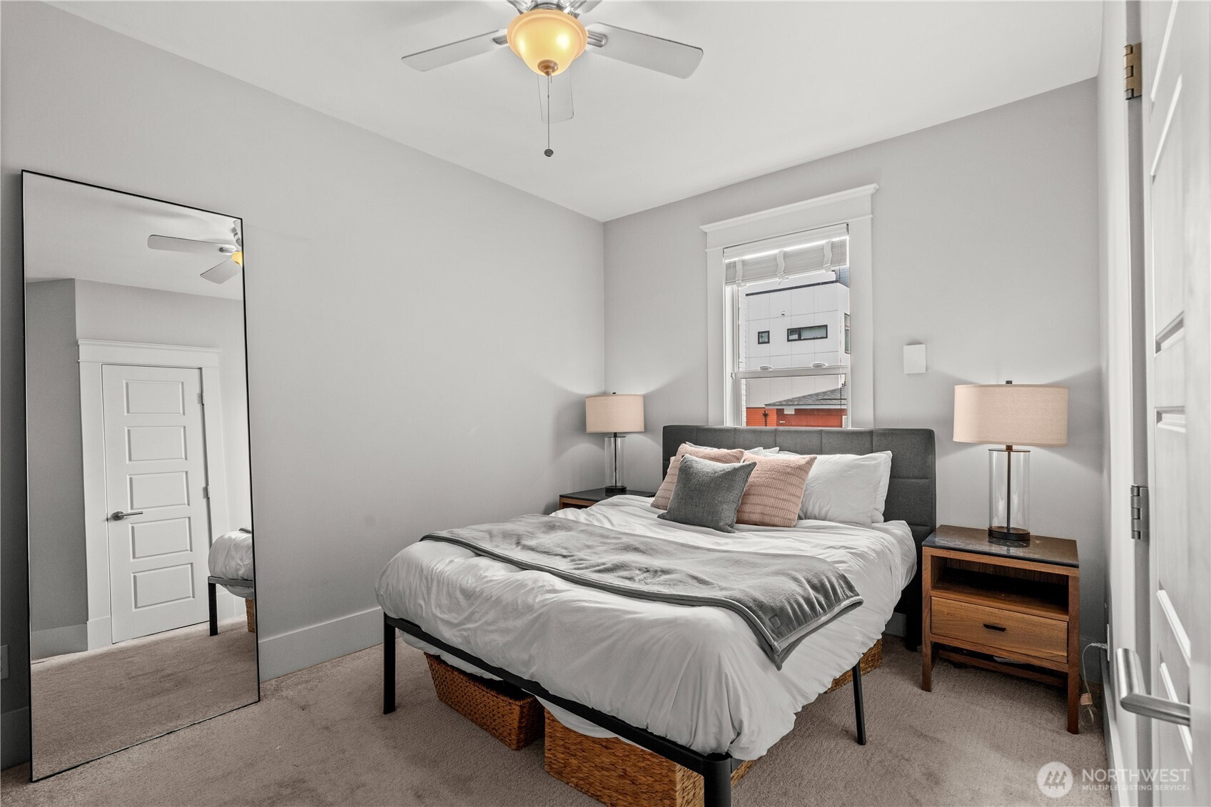 4420 Dayton Avenue N Unit: Unit 2