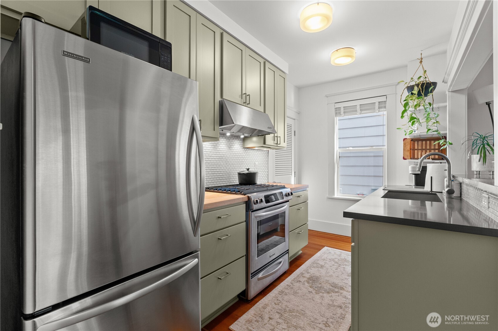 4420 Dayton Avenue N Unit: Unit 2