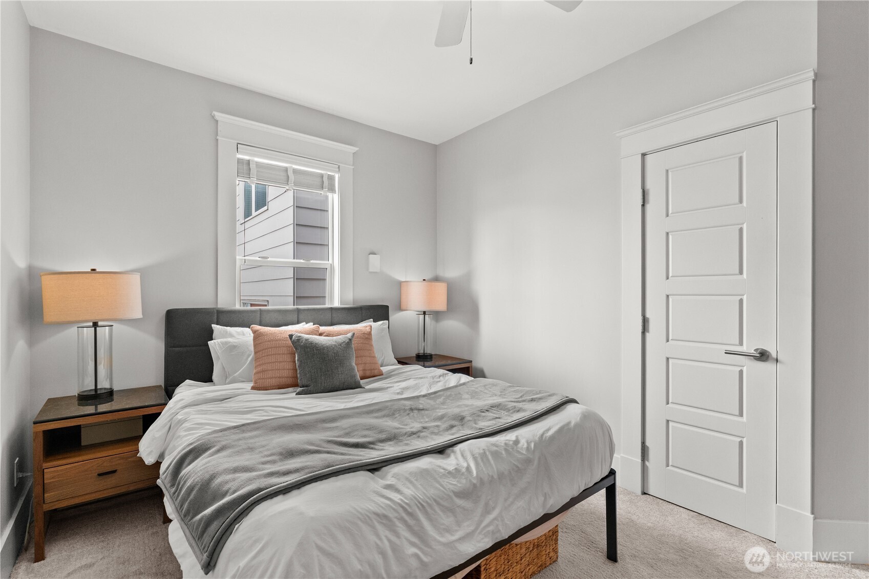 4420 Dayton Avenue N Unit: Unit 2