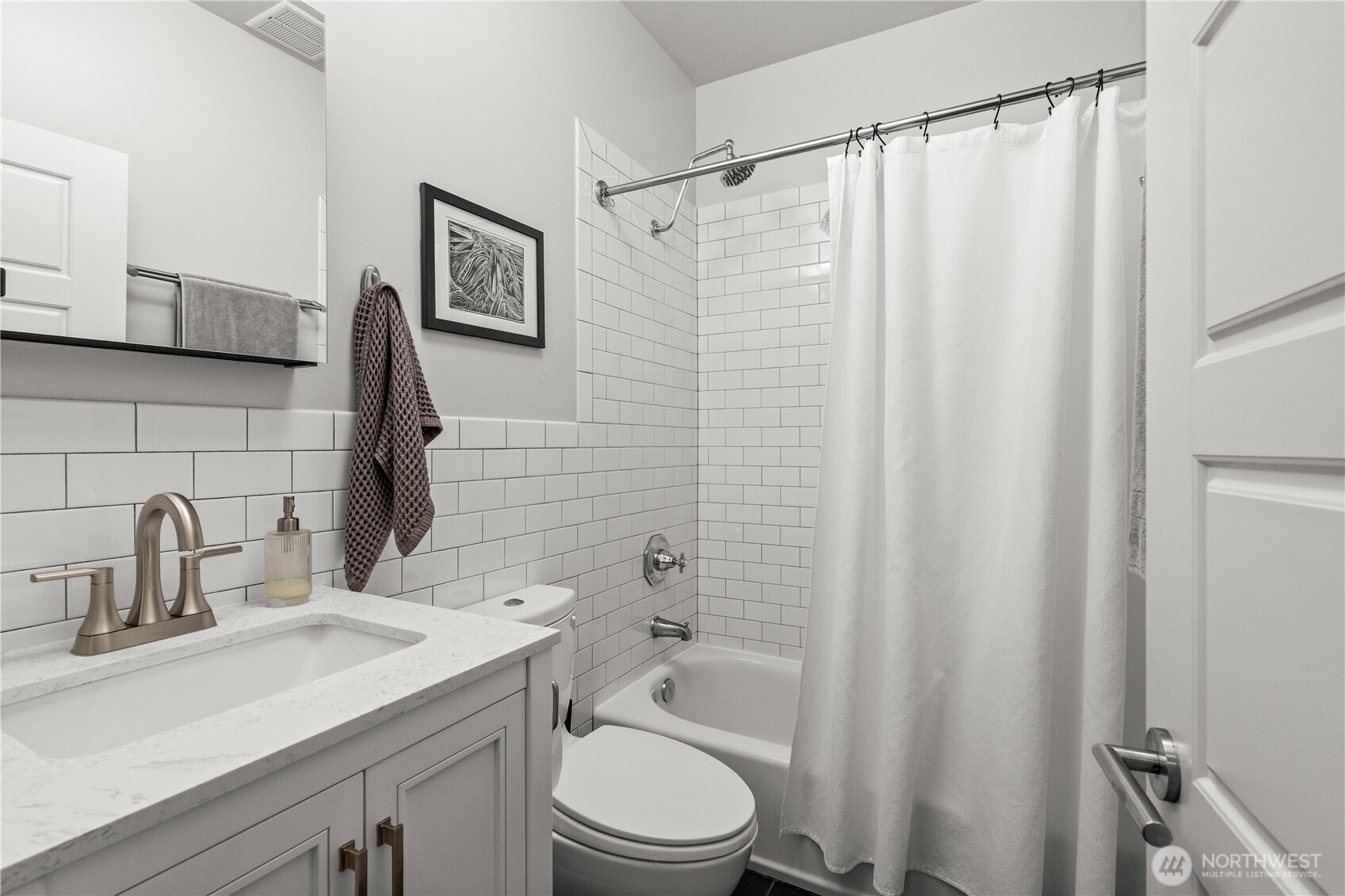 4420 Dayton Avenue N Unit: Unit 2