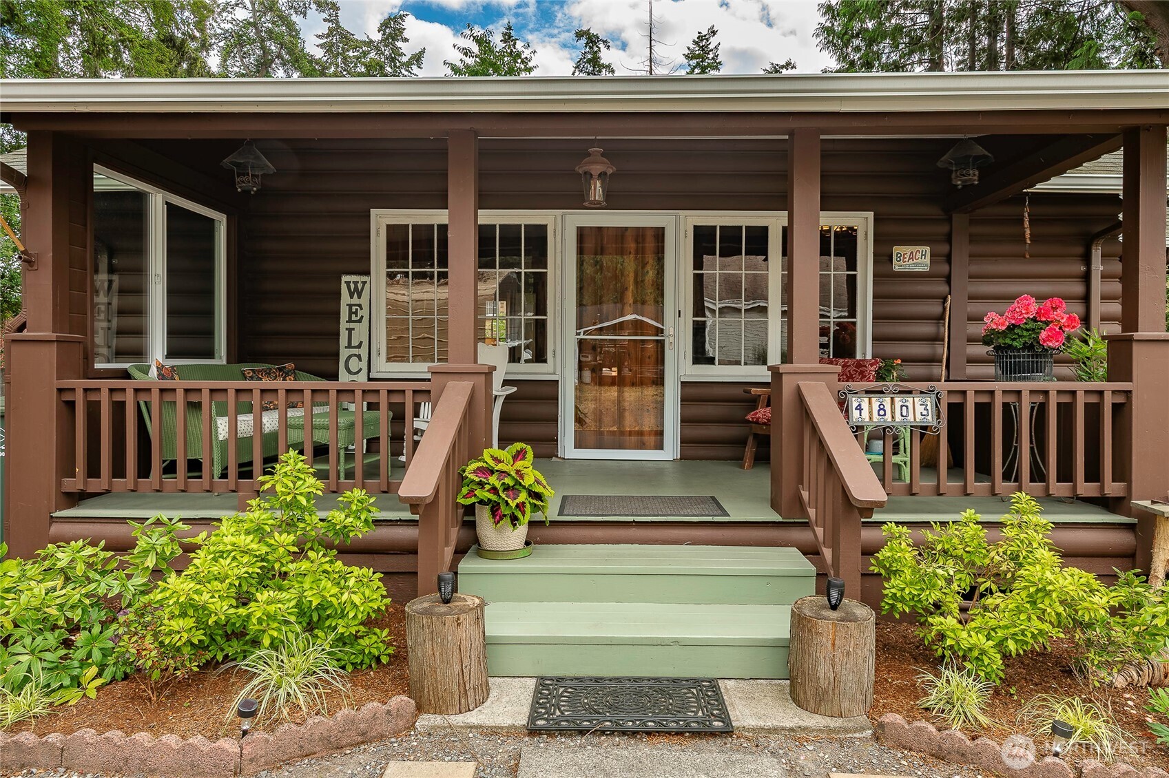 4803 Cedar Lane