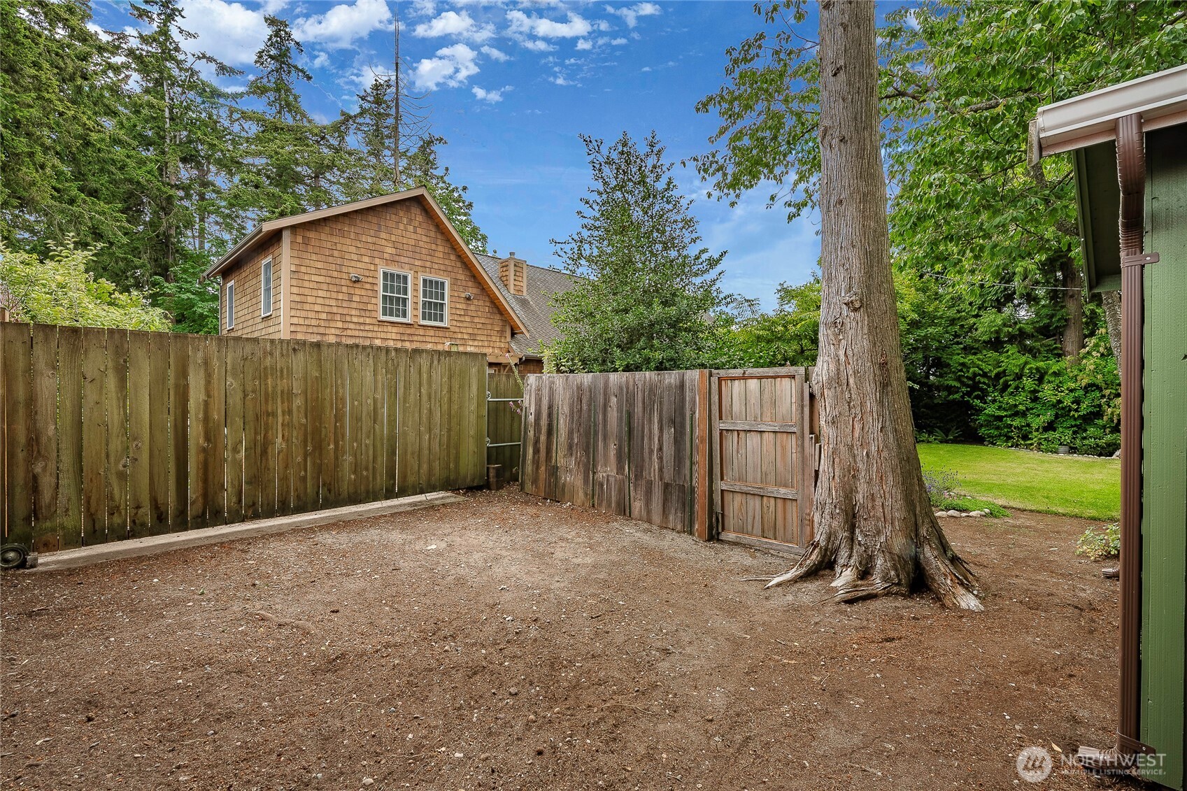 4803 Cedar Lane