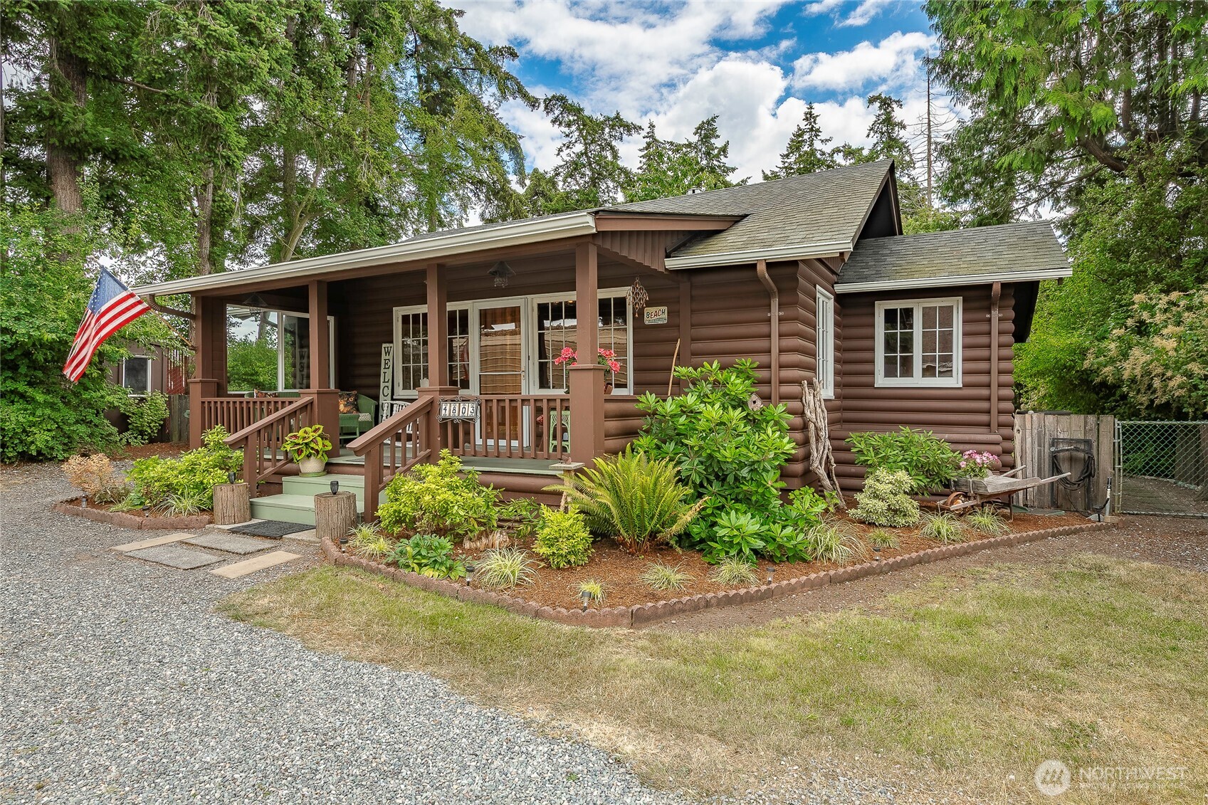 4803 Cedar Lane