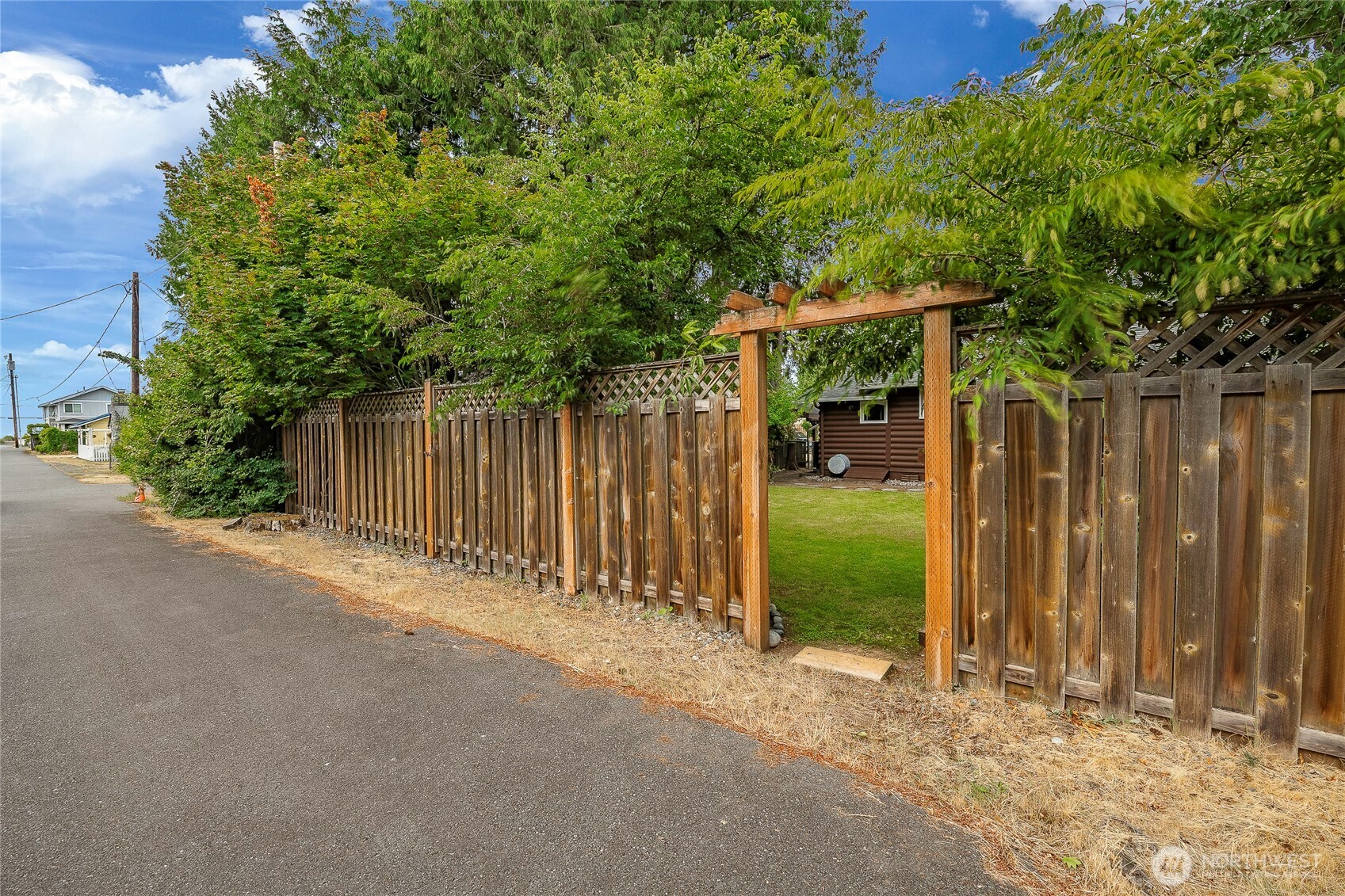 4803 Cedar Lane