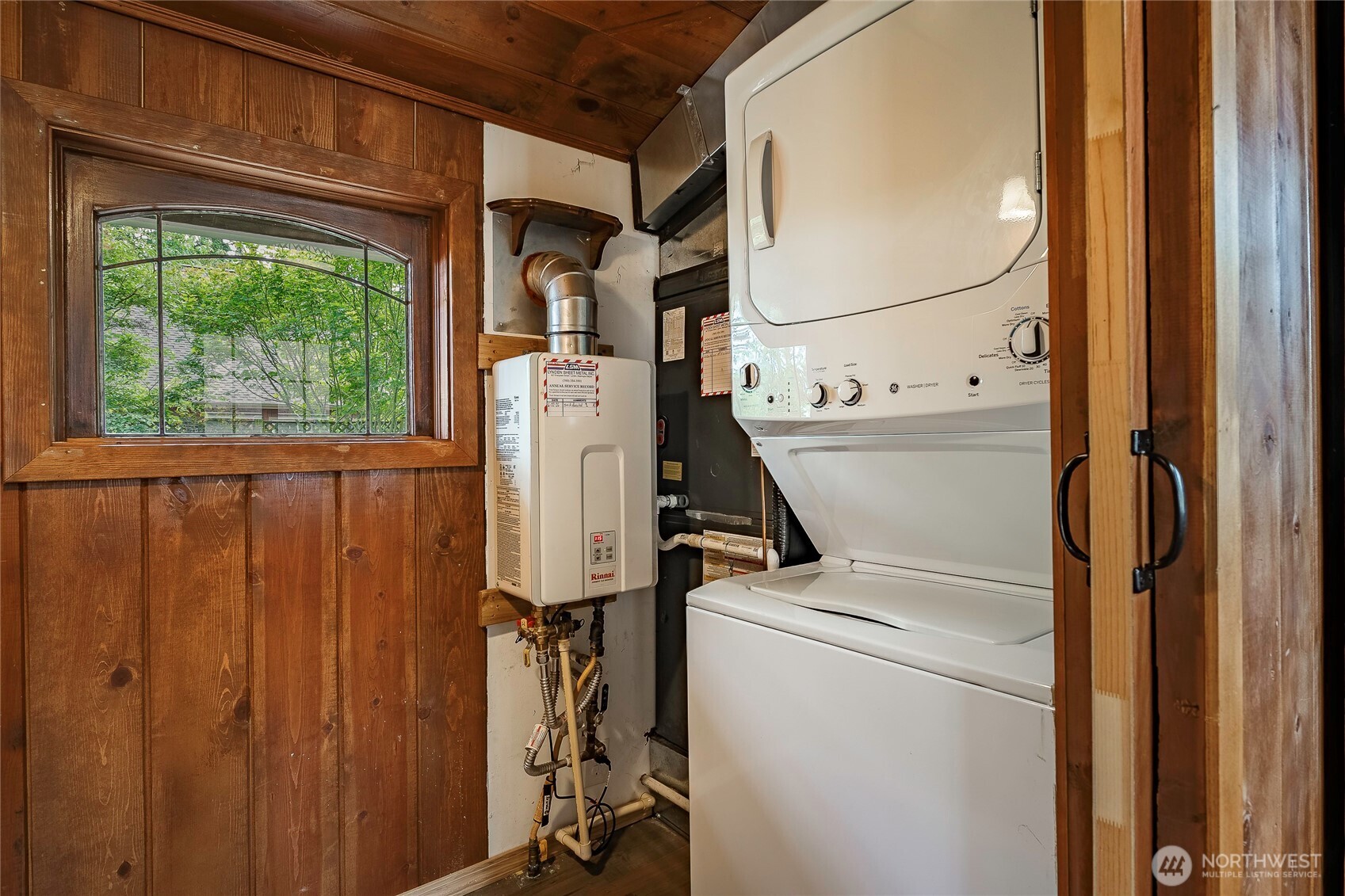 4803 Cedar Lane