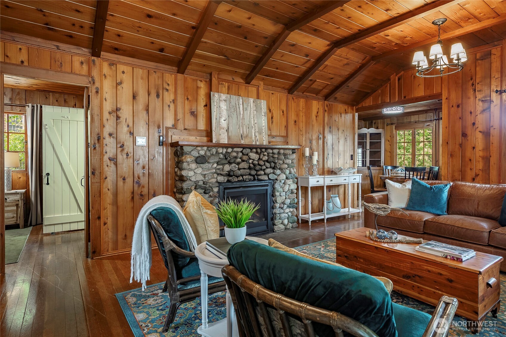 4803 Cedar Lane