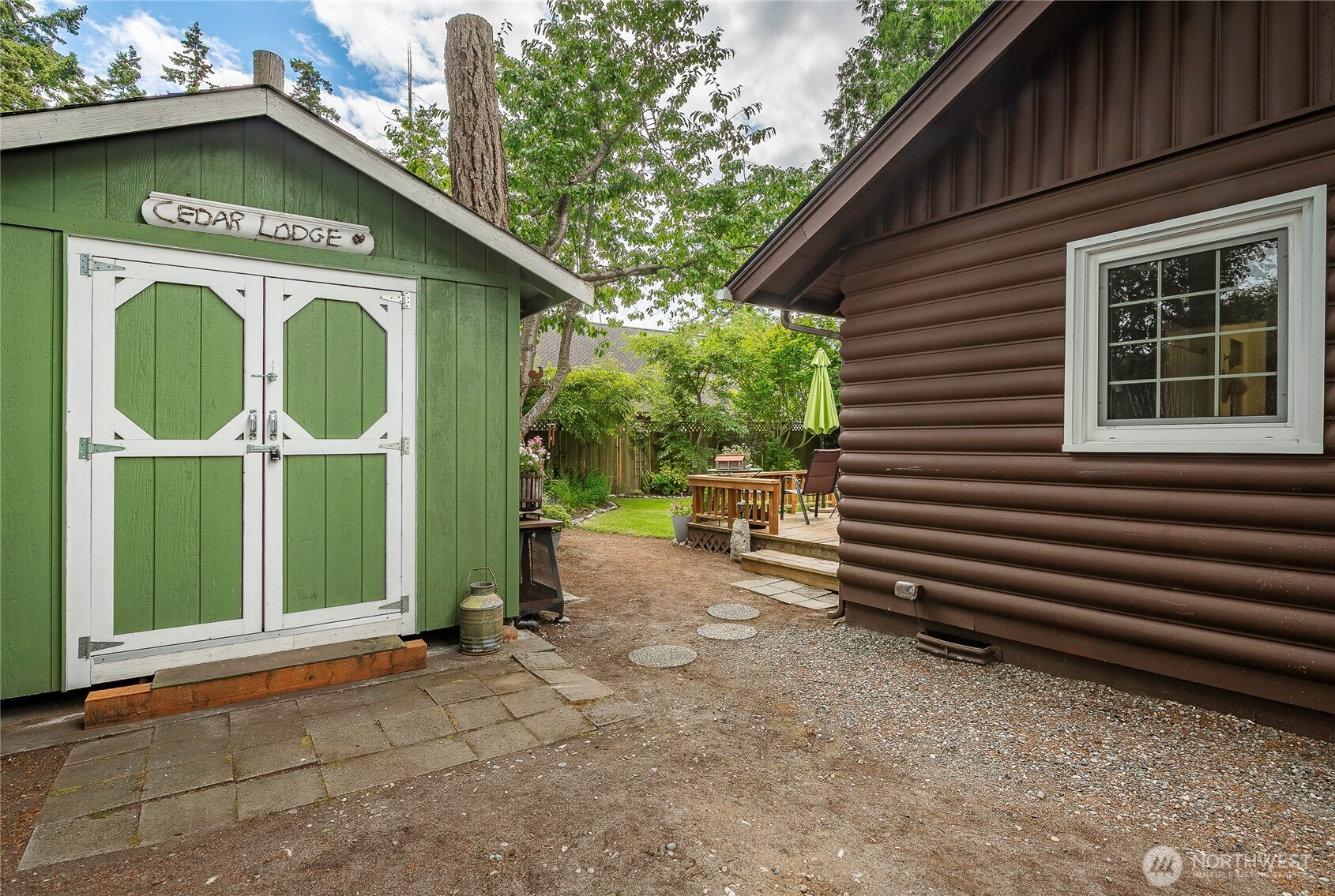 4803 Cedar Lane