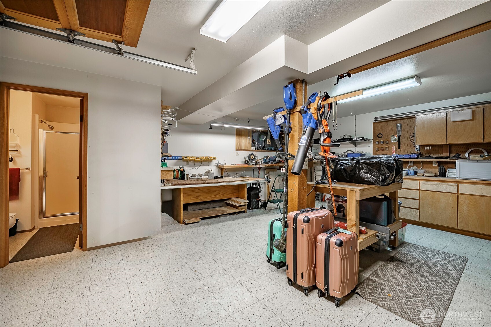 5575 Coquitlam Drive