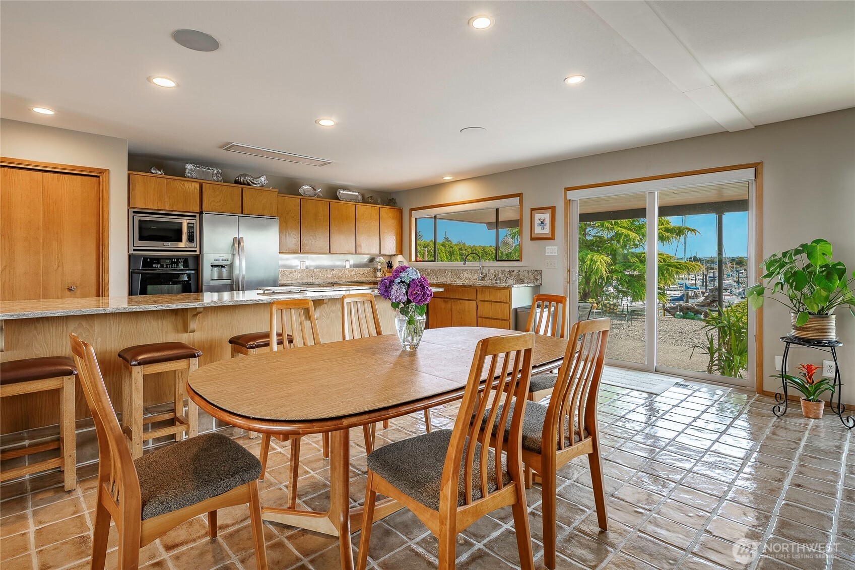 5575 Coquitlam Drive