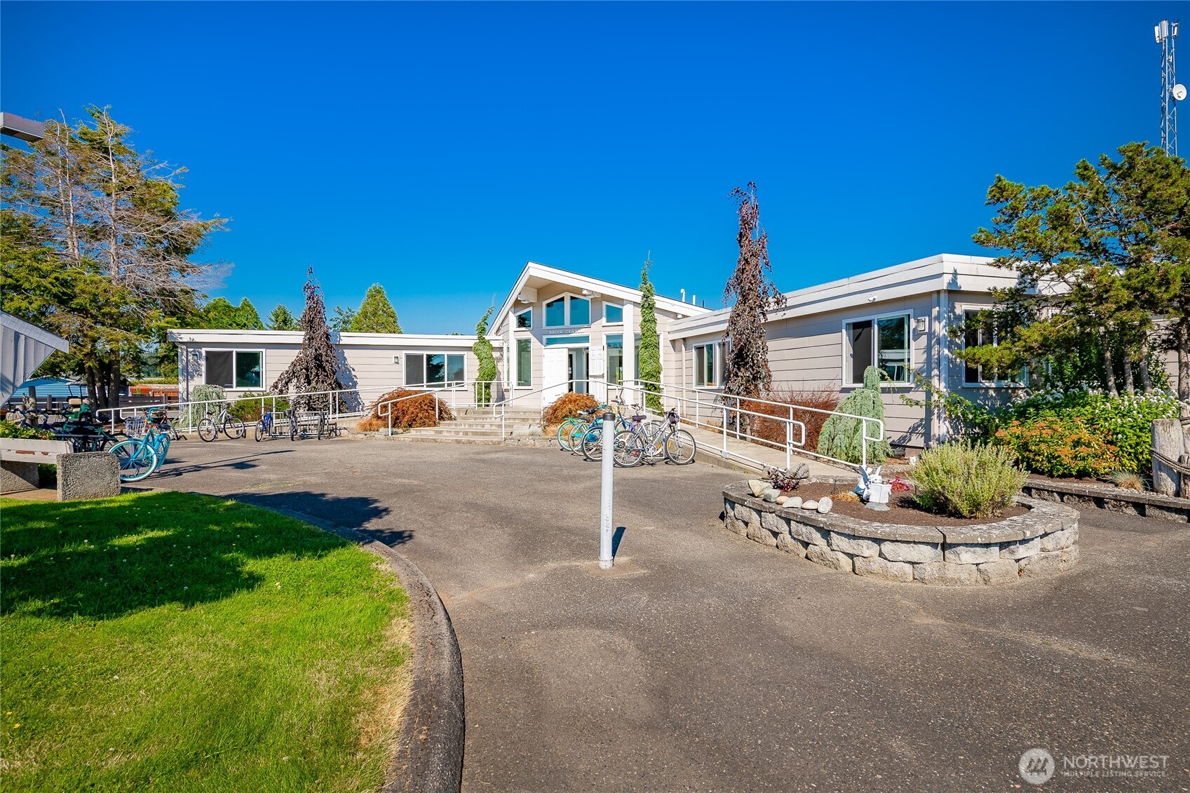 7704 Birch Bay Drive Unit: 0101