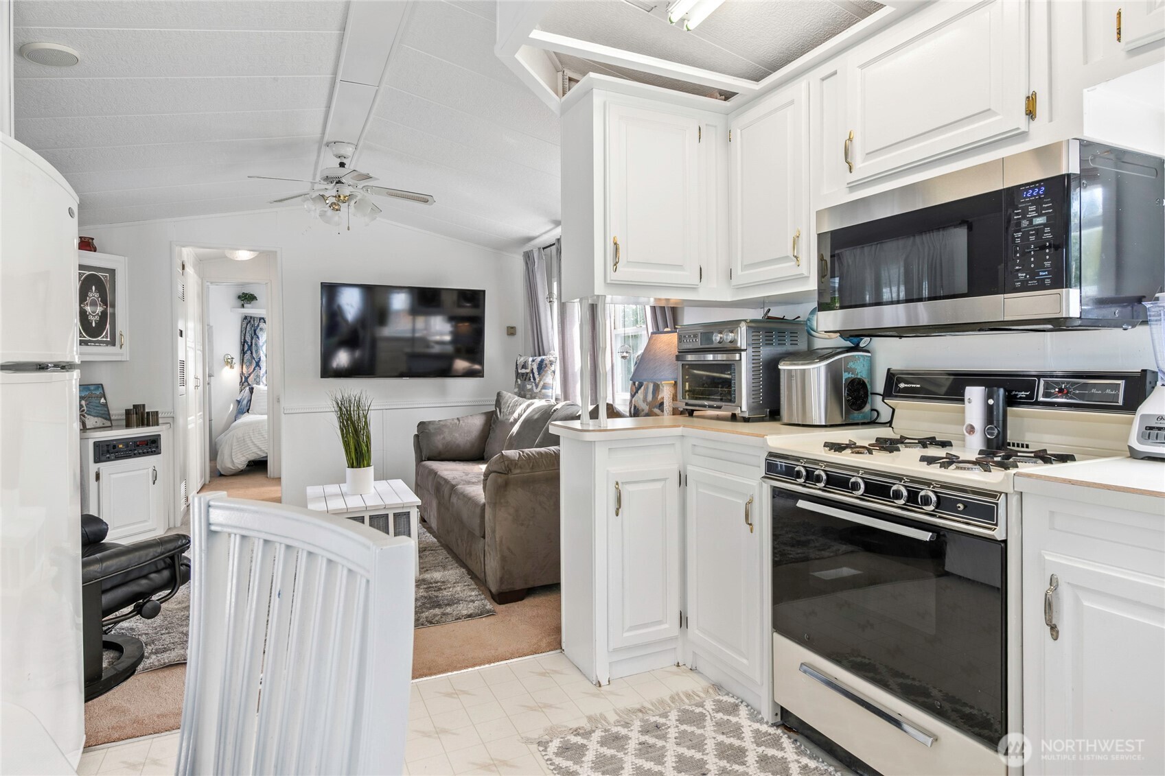 7704 Birch Bay Drive Unit: 0101