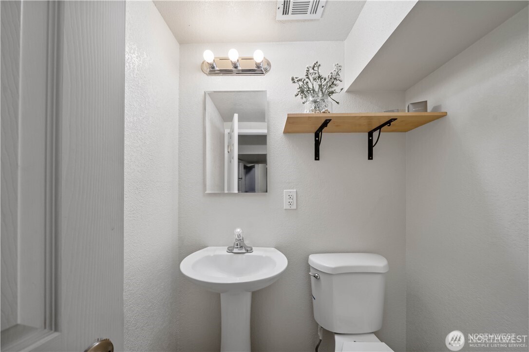 1305 NE 55th Street