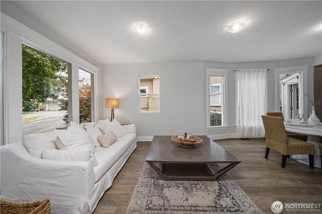 1305 NE 55th Street