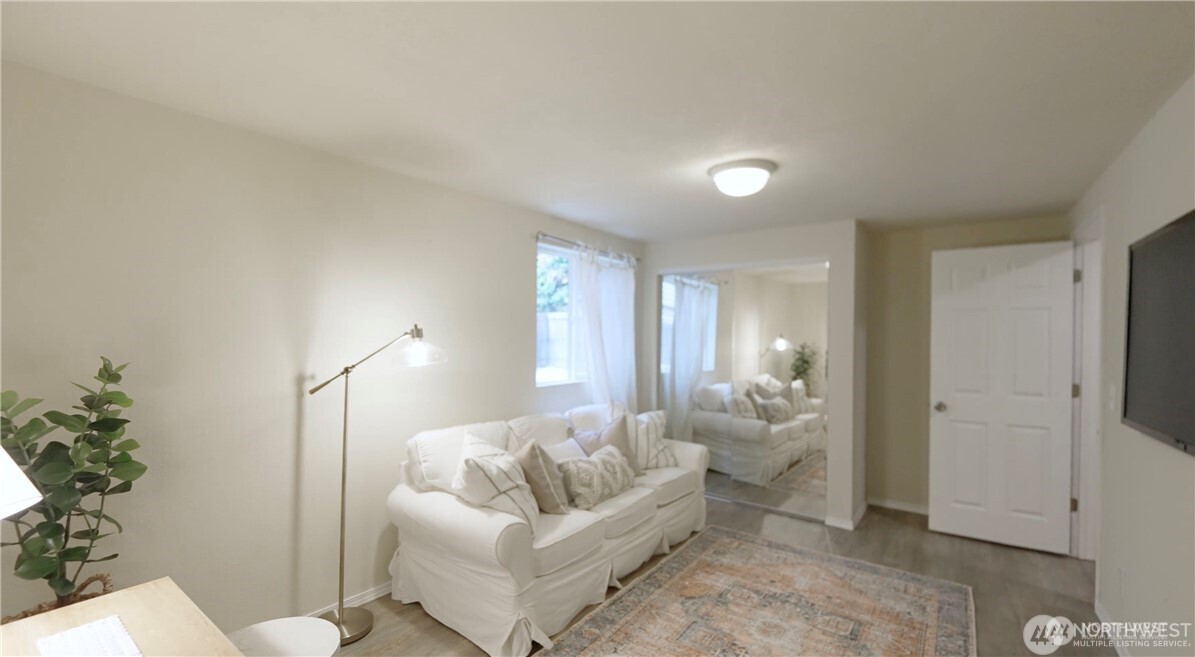 1305 NE 55th Street