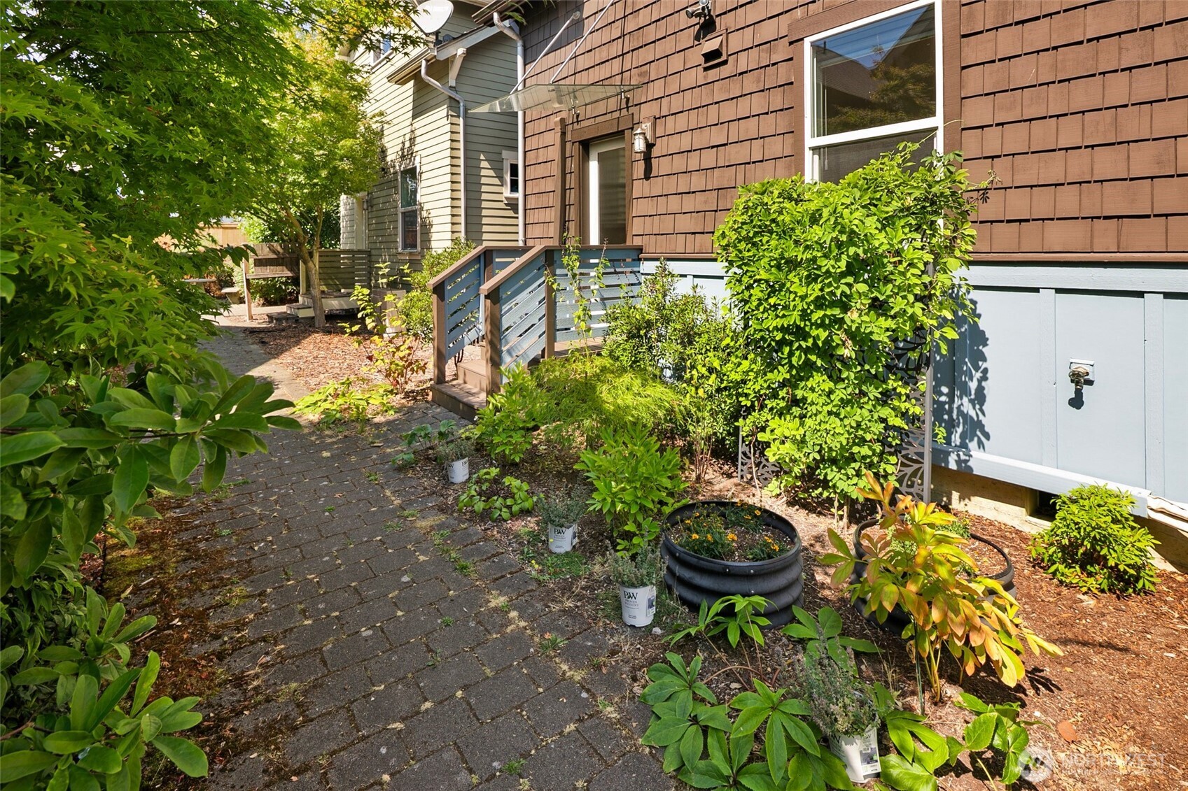 2211 NW 60th Street