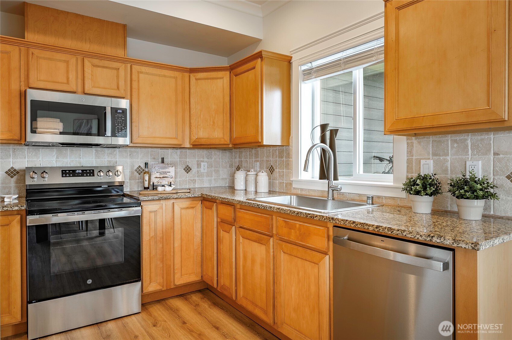 1015 Railroad Avenue Unit: 502