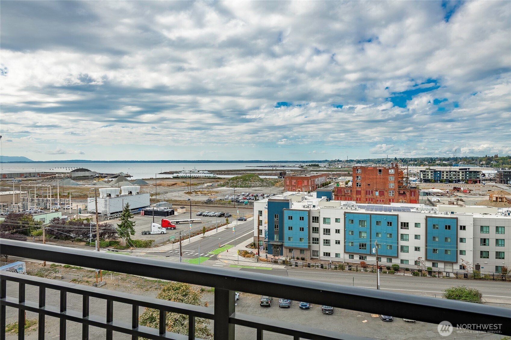 1015 Railroad Avenue Unit: 502