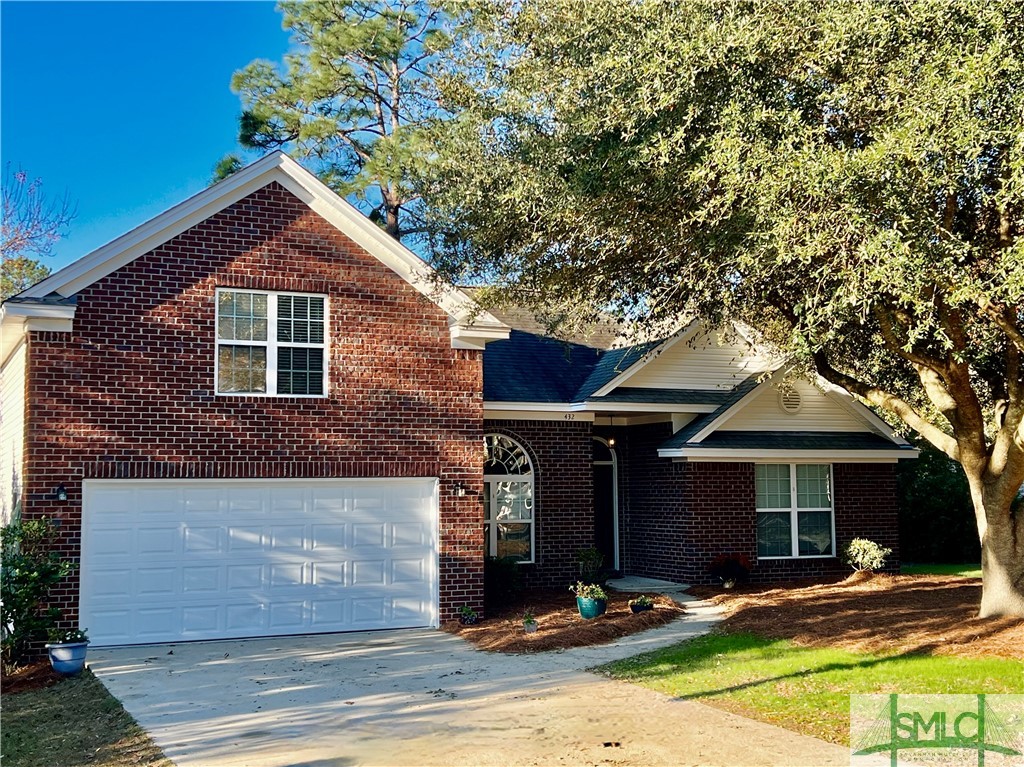 432 Roberts Way