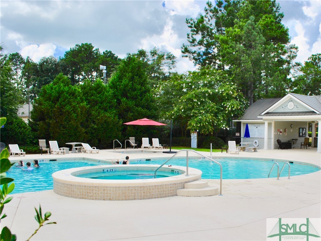 432 Roberts Way