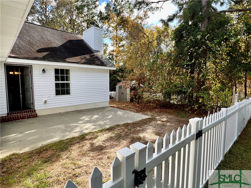 432 Roberts Way