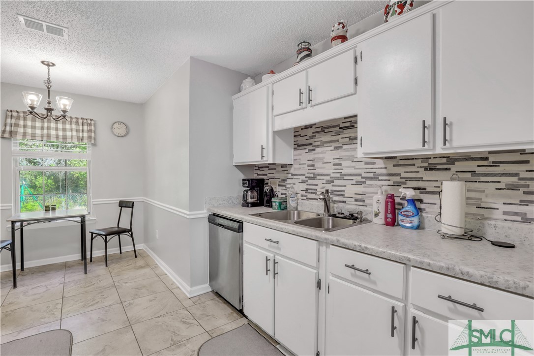 407 Manta Cove