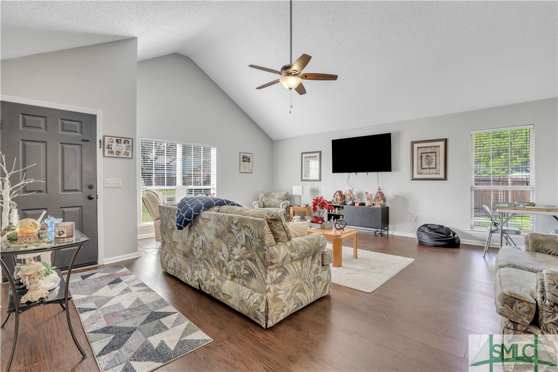 407 Manta Cove