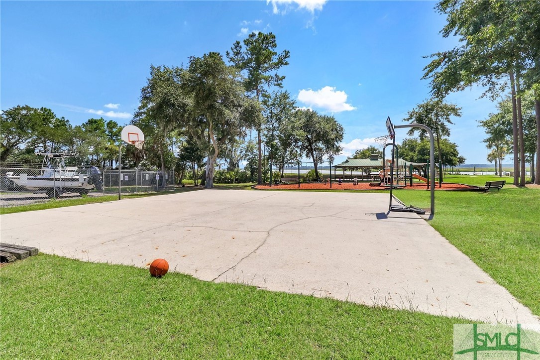 105 Oak Ridge Circle