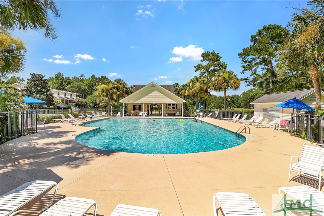 105 Oak Ridge Circle