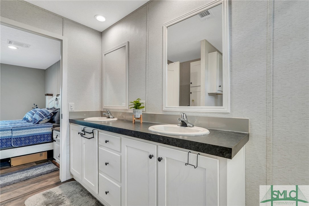 4004 Savannah Highway