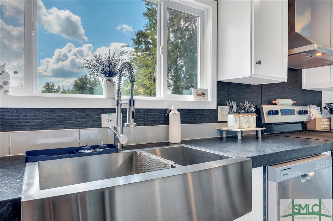 4004 Savannah Highway