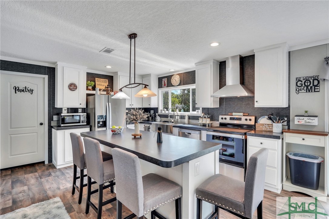 4004 Savannah Highway