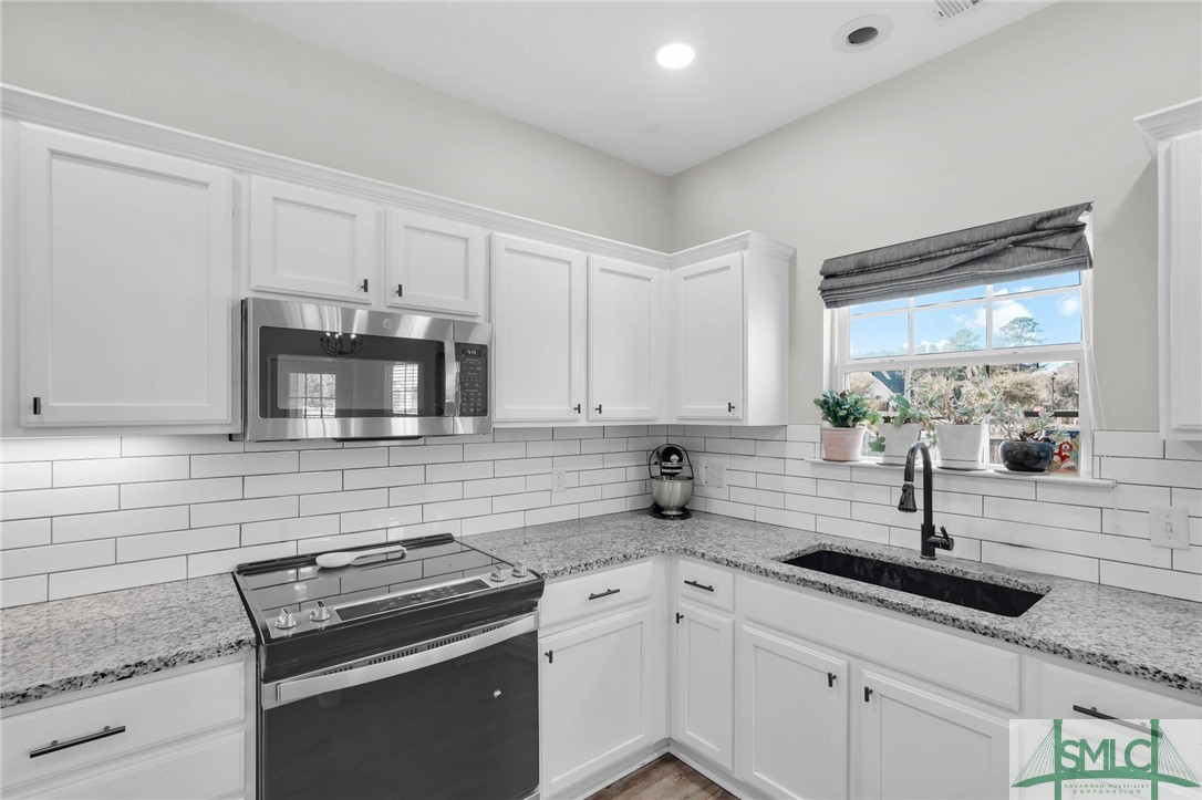 175 Lancaster Way