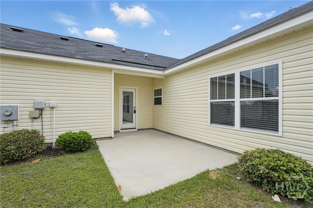 600 Trellis Square